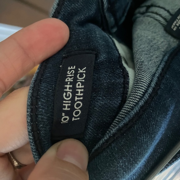 27T 10” High Rise Toothpick J Crew jeans - Picture 4 of 4